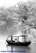 澳门百家乐网址：在赏梅的同时还能欣赏到西溪渔翁撒网捕鱼、西溪船娘船头戏